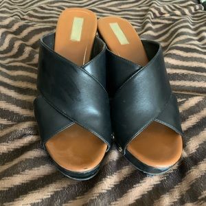 Black strapped wedges